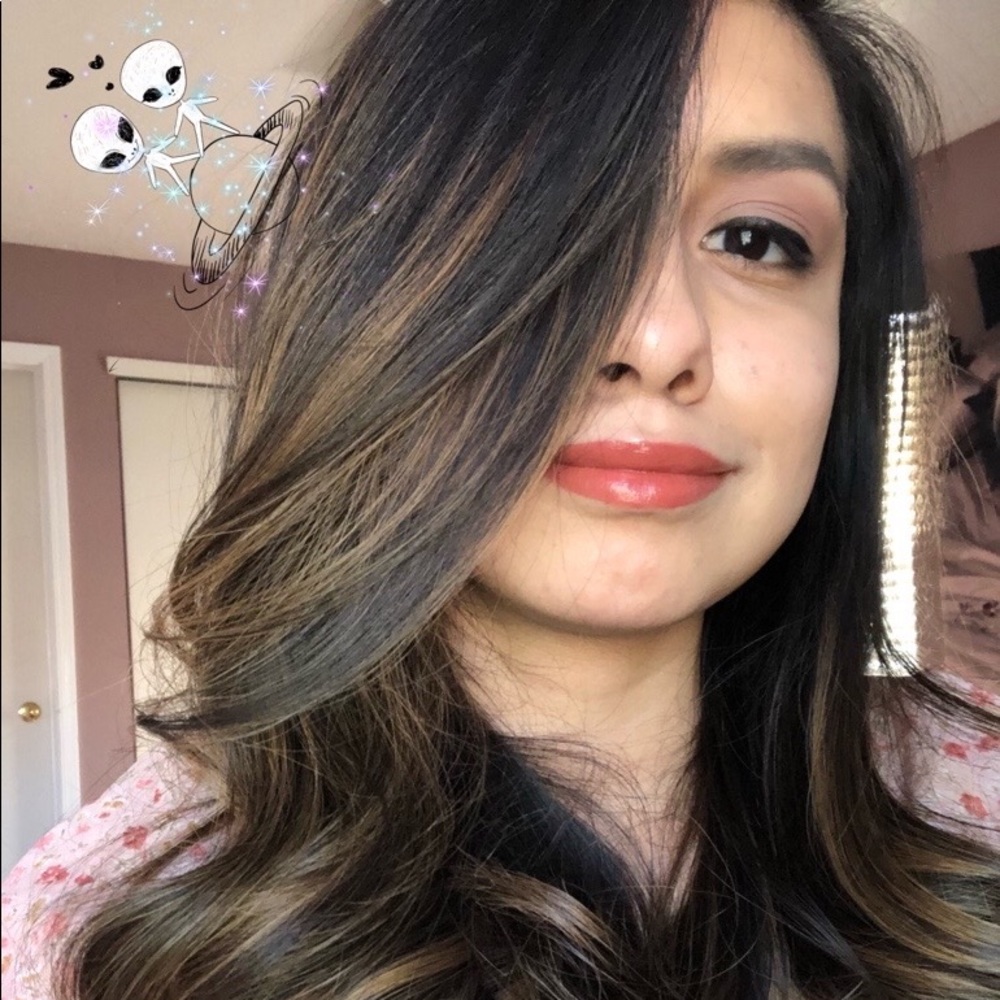 Meet your Posher, Celeste